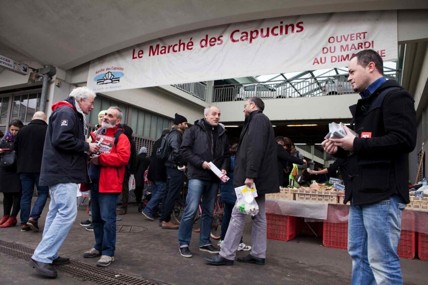 P. Poutou au marché des Capucins